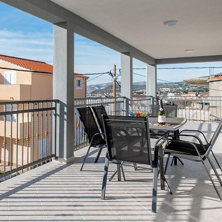 Apartments Zilic Kastel Stari Ngoại thất bức ảnh
