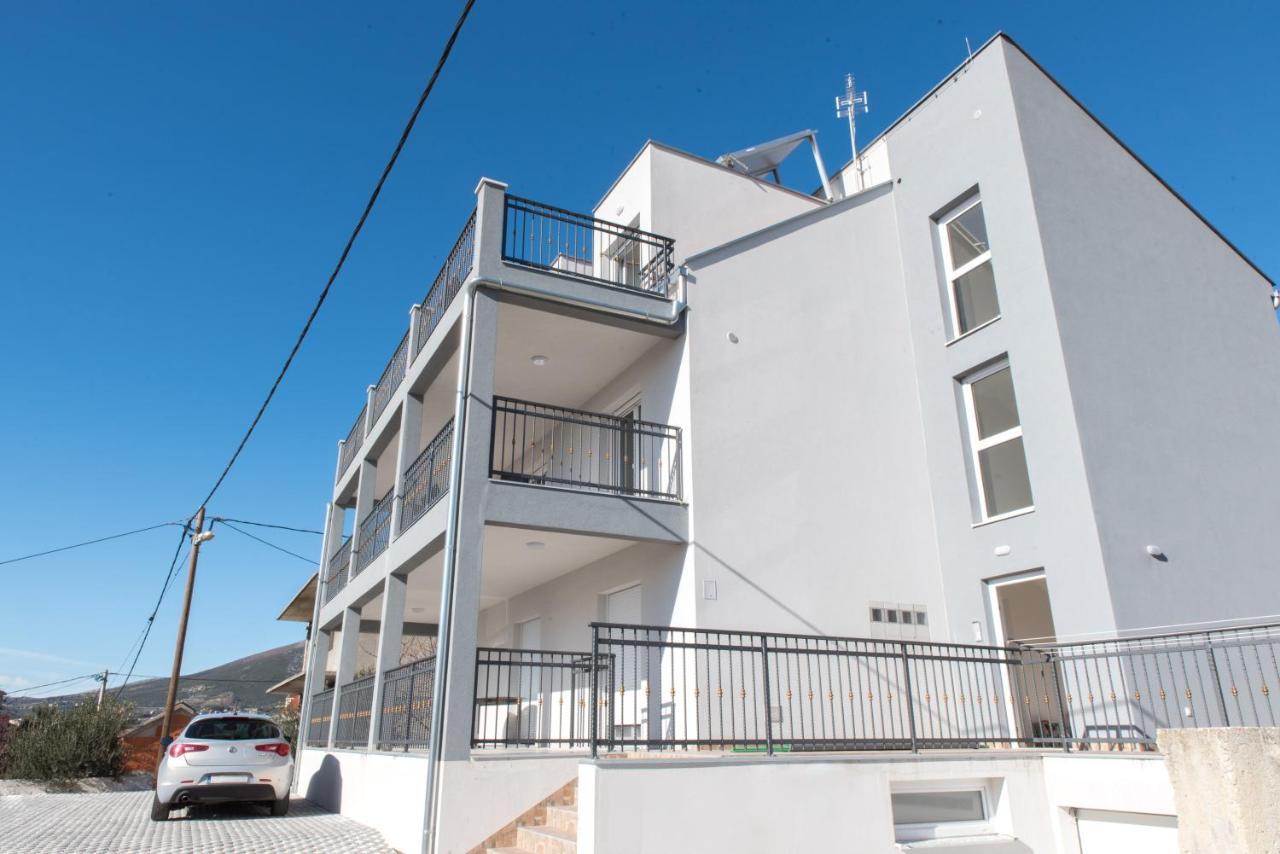 Apartments Zilic Kastel Stari Ngoại thất bức ảnh