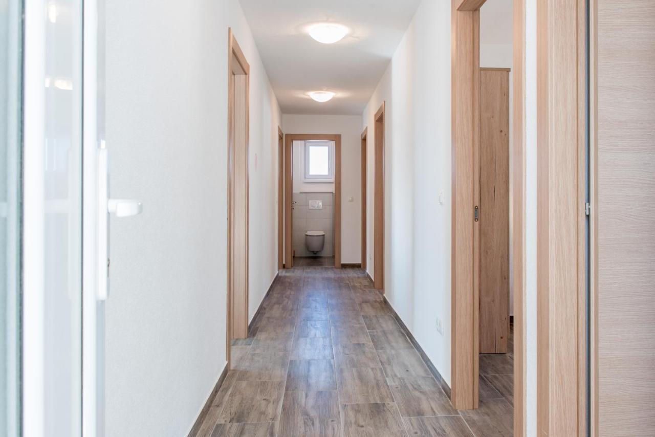 Apartments Zilic Kastel Stari Ngoại thất bức ảnh