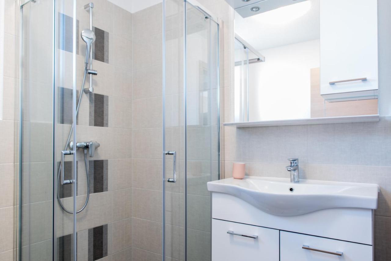Apartments Zilic Kastel Stari Ngoại thất bức ảnh