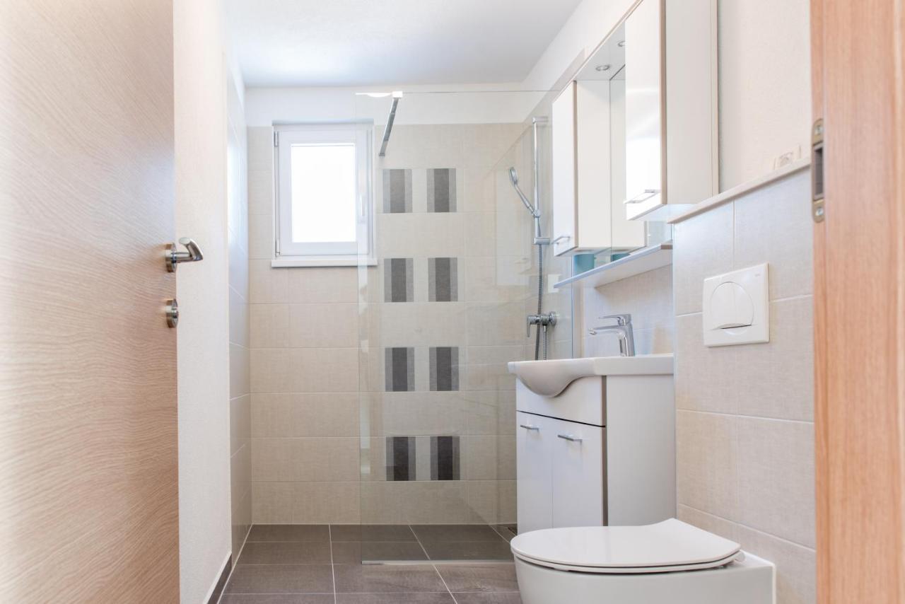 Apartments Zilic Kastel Stari Ngoại thất bức ảnh
