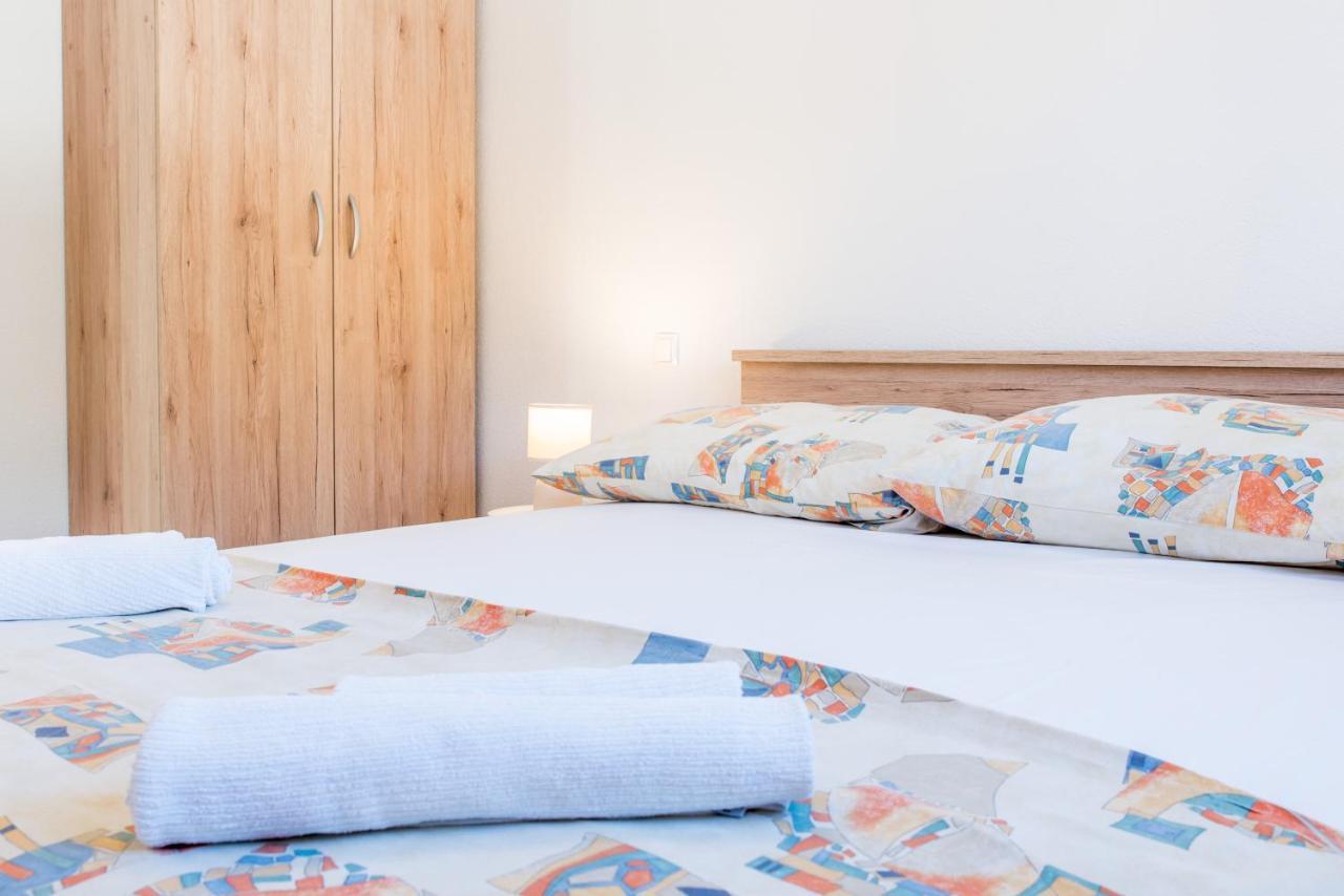 Apartments Zilic Kastel Stari Ngoại thất bức ảnh