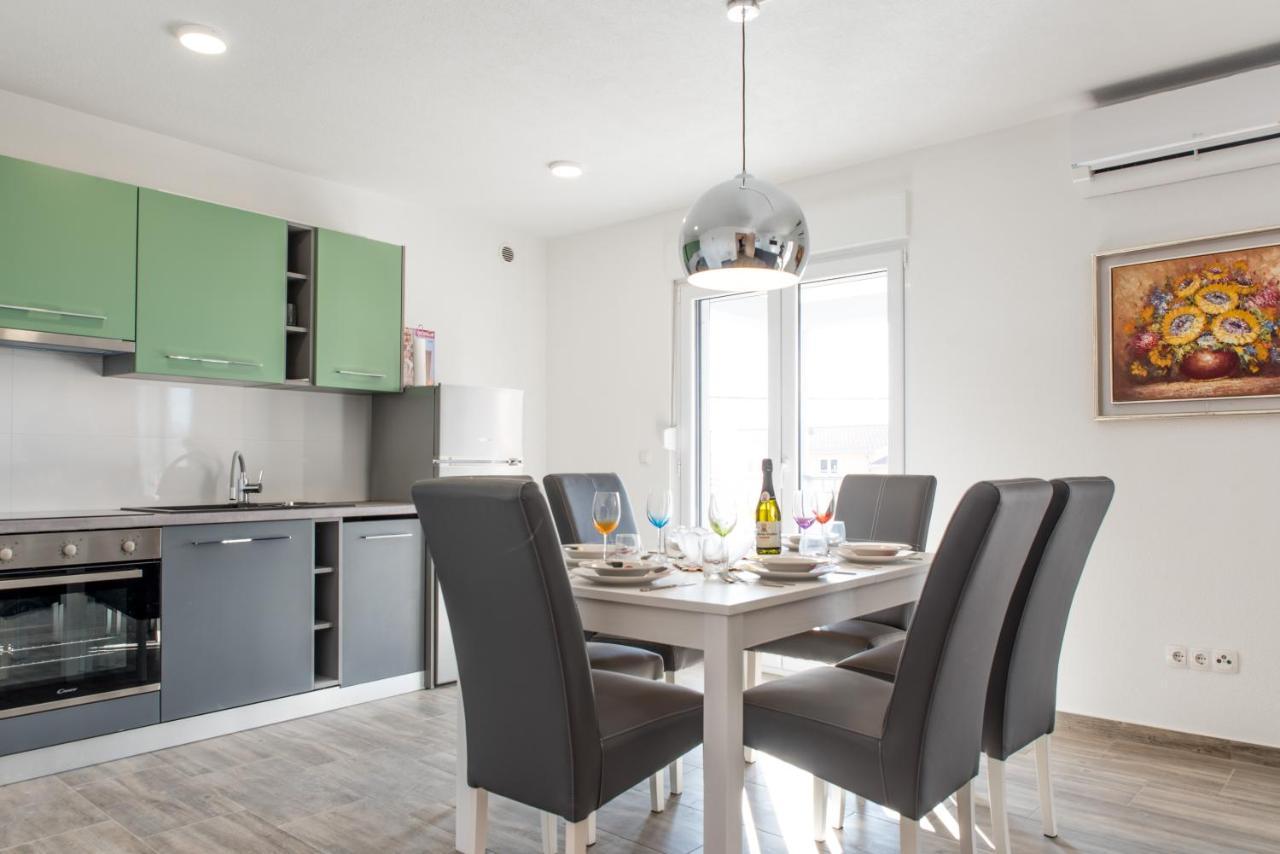 Apartments Zilic Kastel Stari Ngoại thất bức ảnh